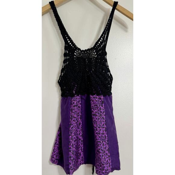 FREE PEOPLE Women’s Purple Silk Open-Crocheted Top Tie-Back Boho Size Small S - Picture 1 of 3